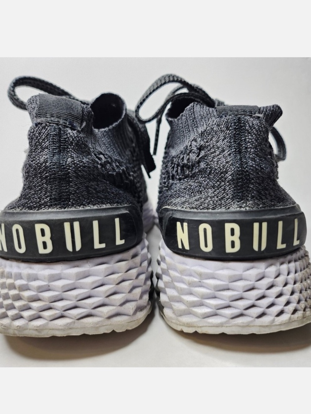 NOBULL Diamond Knit Sneakers size 8